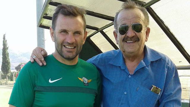 Akhisar’da Okan Buruk’a özel hediye
