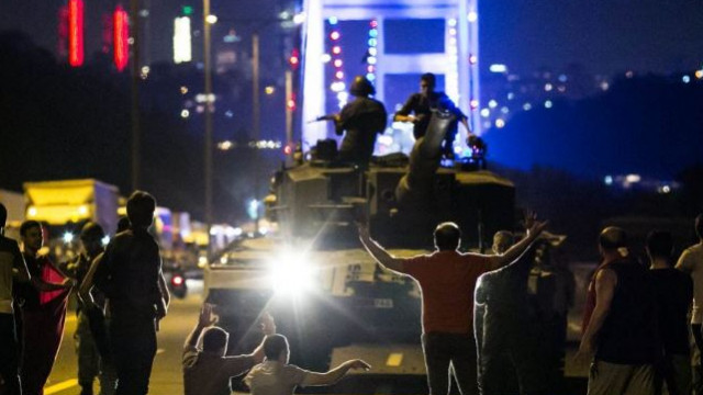FETÖ 16 Temmuz 2016 manşetlerini bile belirlemiş