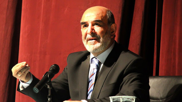 Yazısı sansürlenen yazar Ahmet Taşgetiren Star'dan ayrıldı