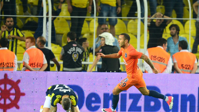 Basaksehir Fenerbahce Yi Deplasmanda Yikti Spor Toto Super Lig