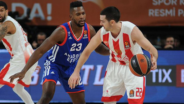 Anadolu Efes ölü toprağını attı ! Müthiş galibiyet...