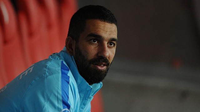 Arda Turan'ı yerden yere vurdular !