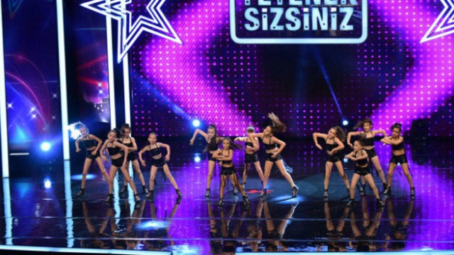 Yetenek Sizsiniz'deki şortlu çocuklar için 1 milyon TL'lik ceza