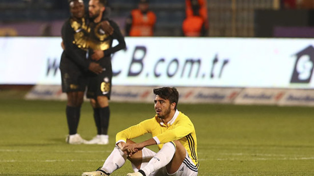 Galatasaray'dan 2018'in ilk sürprizi: Ozan Tufan...