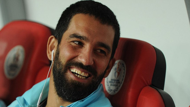 Arda Turan Başakşehir'le anlaştı !