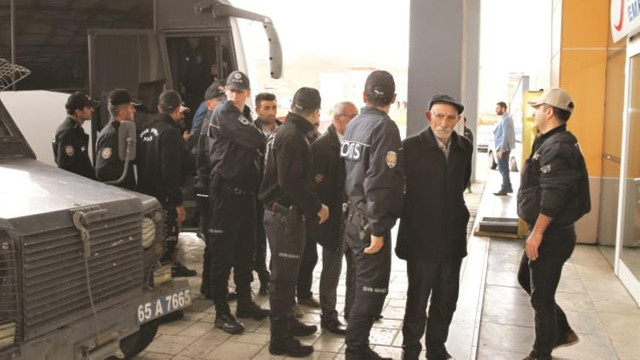 Koruculardan sonra sıra muhtarlara geldi