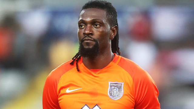 Çimi beğenmeyen Adebayor kadro dışı kaldı !
