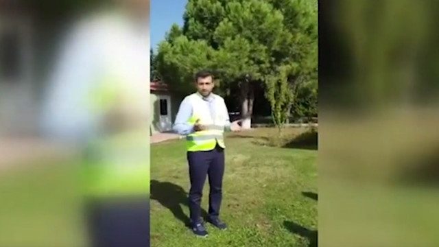 Erdoğan'ın kızı Sümeyye Bayraktar kameralar önünde eşini ıslattı