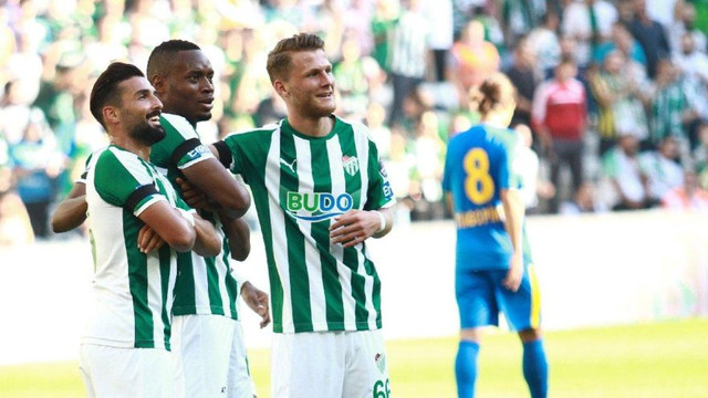 Video Hakem Bursaspor'u durduramadı !