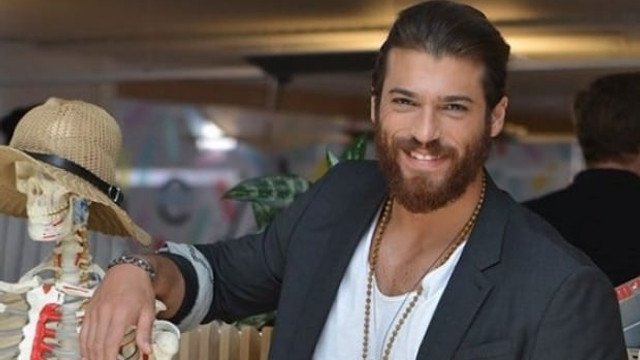 Yakışıklı oyunca Can Yaman'ın yeni aşkı o mu ?