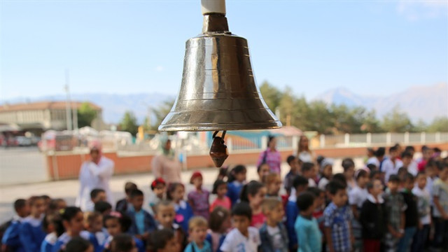 Eğitim yine sil baştan: Teneffüsler uzuyor, özel okul teşviği kalkıyor