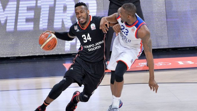 Anadolu Efes 86 - 90 Beşiktaş Sompo Japan
