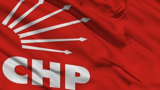 Parti karıştı ! CHP'de toplu istifa depremi...