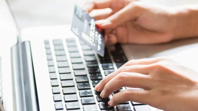 İnternetten aldığınız ürün ''sahte'' çıkarsa parasını banka ödüyor