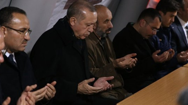 Cumhurbaşkanı Erdoğan'dan şehit ailesine ziyaret