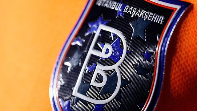 Başakşehir'de sürpriz ayrılık ! Kİralandı...