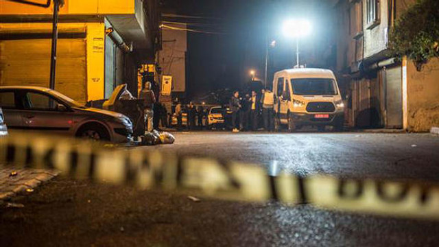 Adana silahlar susmuyor ! Tüfekler, kar maskeleri...