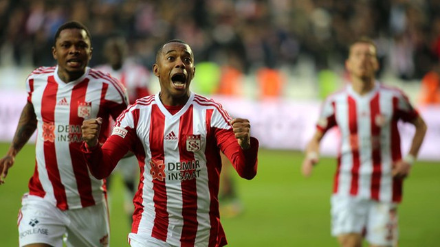 Sivasspor'da Robinho şov ! | Spor Toto Süper Lig