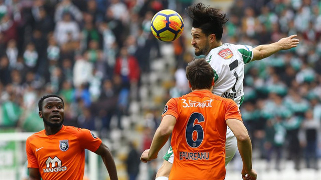 Basaksehir E Son Dakikada Iki Sok Birden Spor Toto Super Lig