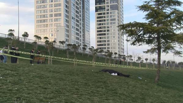 Zeytinburnu'nda boş arazide ceset bulundu !