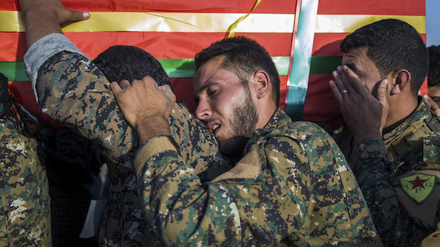 Rezalet ! Sony fotoğraf ödüllerinde YPG skandalı