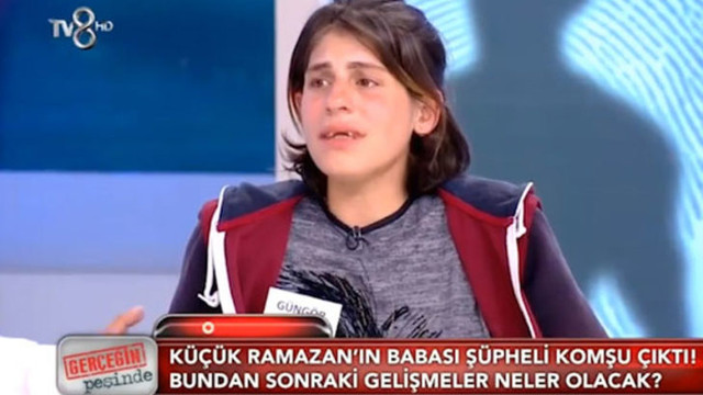 Az kalsın TV 8 canlı yayınında doğuracaktı !