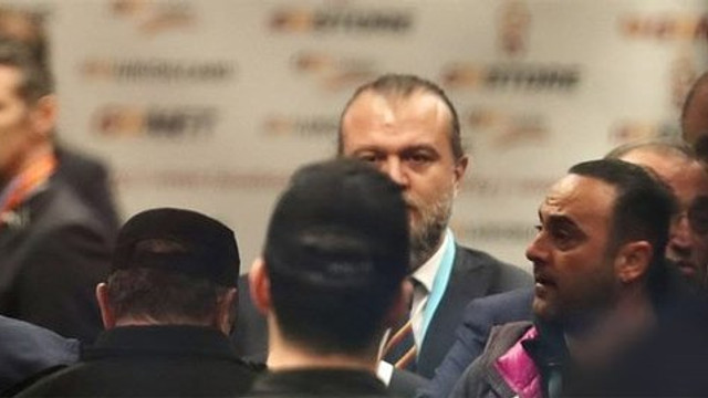 Galatasaray - Başakşehir maçında koridor karıştı