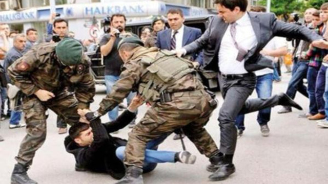SOMA'da tekme yiyen madenci geç gelen özre bu yanıtı verdi