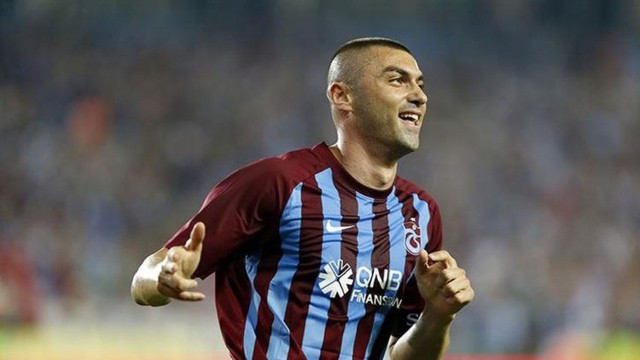 Burak Yılmaz adım adım Beşiktaş'a !