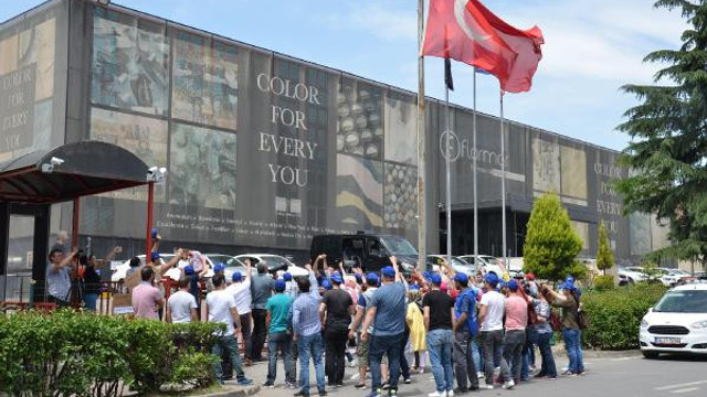 Kozmetik fabrikasında 95 kişi kovuldu