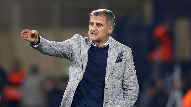 Şenol Güneş rekor için sahaya çıkıyor !