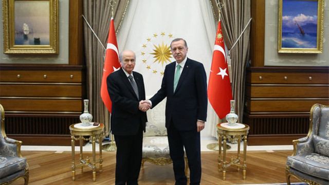 AK Parti ve MHP'de ''Cumhur İttifakı'' çatlağı