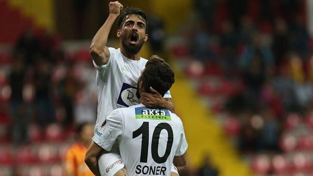 Mugdat Celik Galatasaray Da Futbol