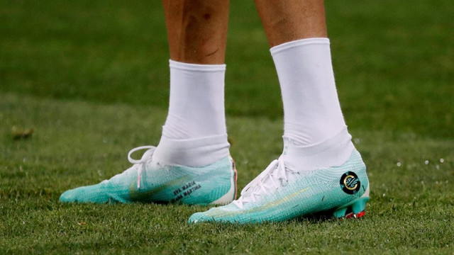Ronaldo’nun kramponlarındaki dikkat çeken detay !