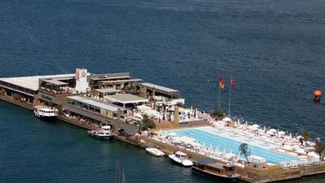 Galatasaray Adası'nda ikinci yıkım başladı !