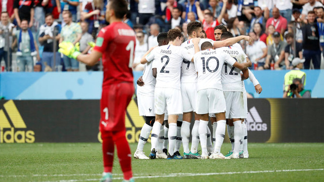 Muslera'nın hatası Uruguay'ı yaktı; Fransa Yarı Final'de