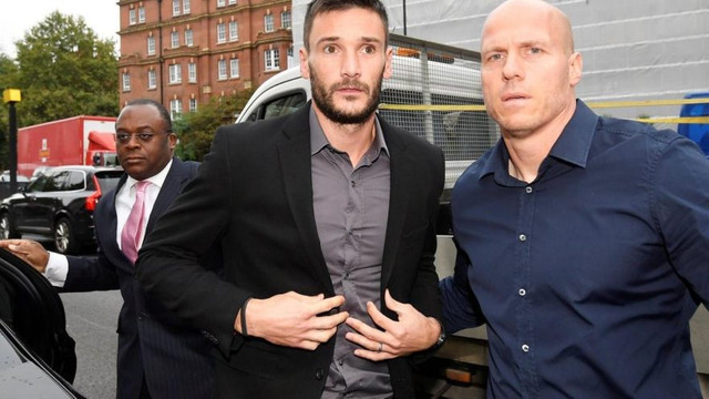 Lloris’e trafikten men cezası