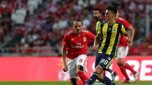 Hirvatistan Da Gundem Eljif Elmas Spor Medyasi