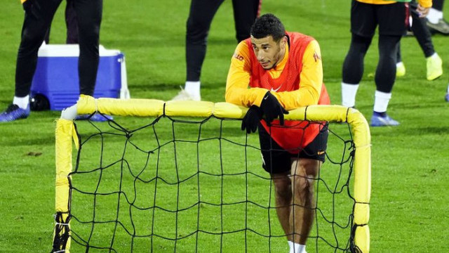 Belhanda: Transfer için hiçbir kulüple görüşmedim