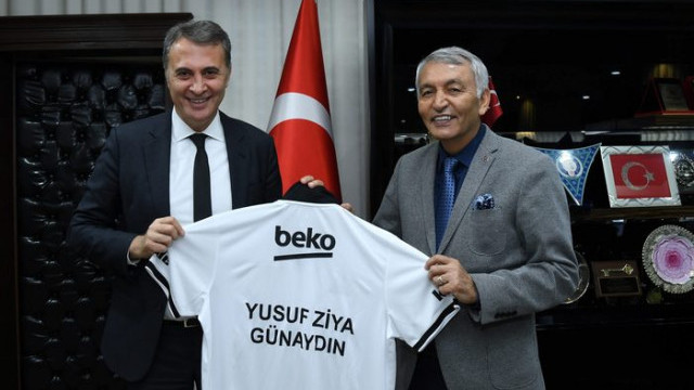 Fikret Orman'dan Yusuf Ziya Günaydın'a Beşiktaş forması