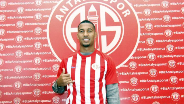 Vainqueur'un Antalyaspor'dan Monaco'ya transferi iptal oldu