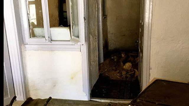 Kiraya verdiği evinin içini görünce şoke oldu !