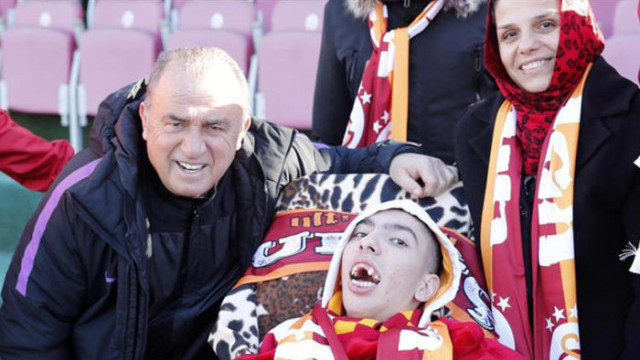 Galatasaraylı engelli gencin hayali gerçek oldu