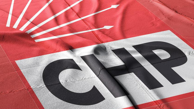 CHP'de başkan ve yönetimi görevden alındı