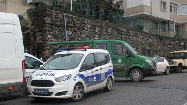 Babasını öldürdü ! Yakınları sinir krizi geçirdi