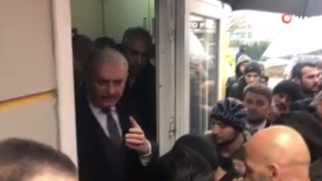 Binali Yıldırım'dan İstanbullu seçmene: 'İster oyunu ver istersen verme...'