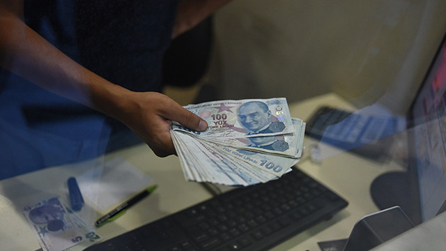 AK Partili belediyelere düşük kredi faizi kıyağı
