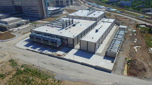 Şehir hastanesine erken seçim ertelemesi