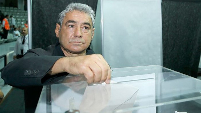 İsmail Ünal, geçici listesini divan kurulu başkanlığına verdi