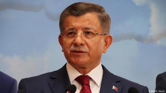 Davutoğlu'ndan ''Esad ile görüşülmeli mi ?'' sorusuna yanıt